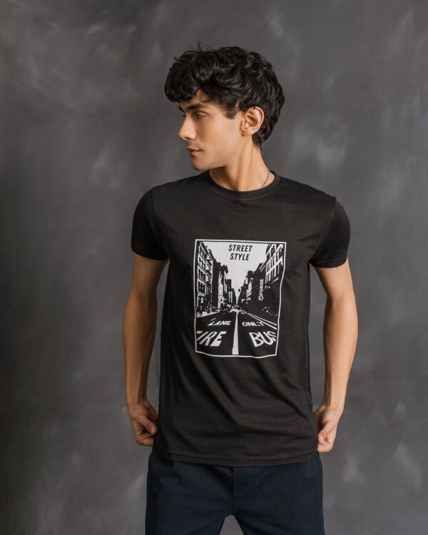 Street Style Graphic T-Shirt – Forge